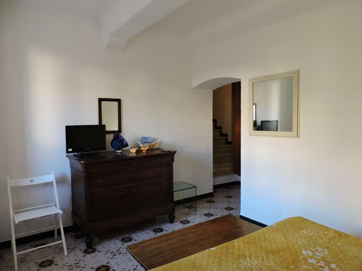 Апартаменты La Casa Nel Borgo Телларо Экстерьер фото